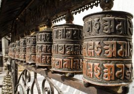 Comment fabriquer un moulin à prières tibétain?